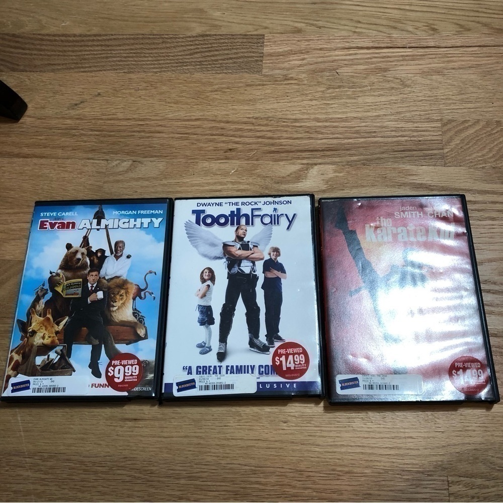 Blockbuster DVD Bundle Vintage Collectible Evan Almighty Toothy Fairy Karate Kid